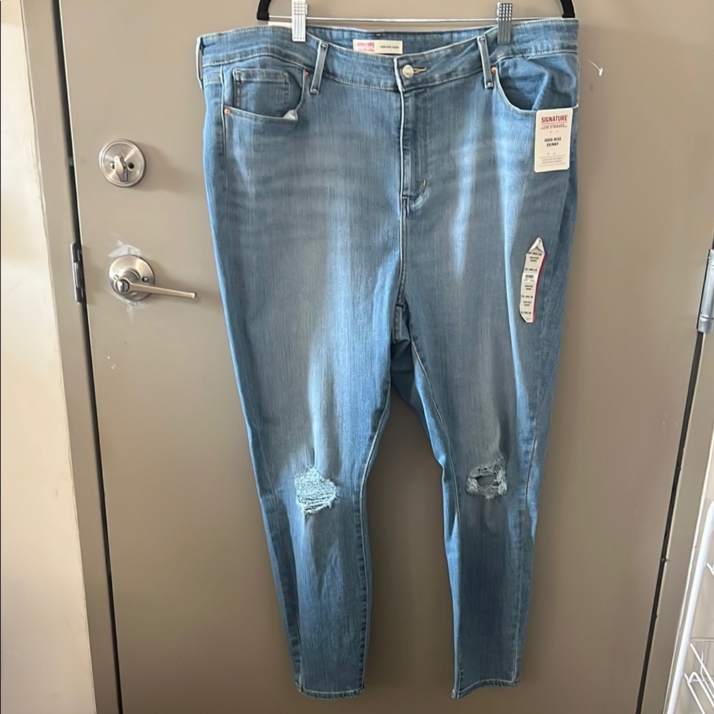 NWT Levi Strauss Signature High Rise Skinny Women's Blue Jeans Size 22 Short